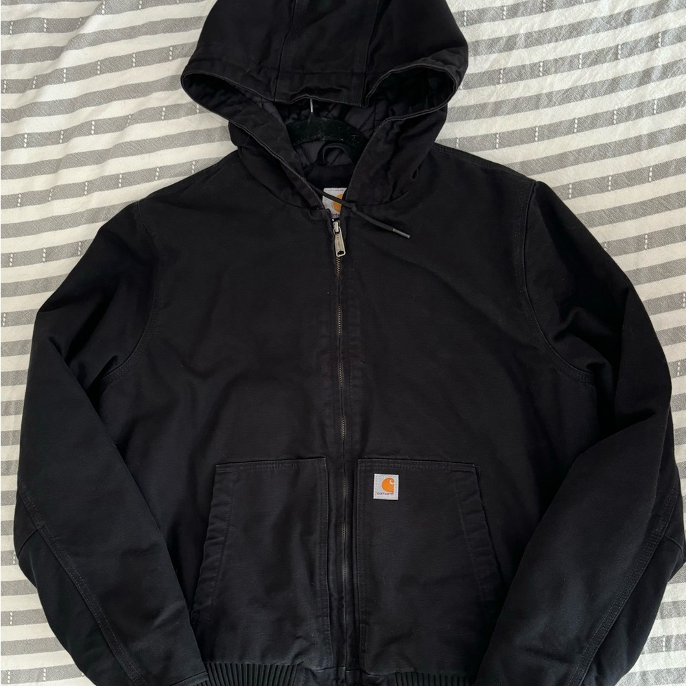 Women’s Carhartt xl 16/18 heavy duty jacket